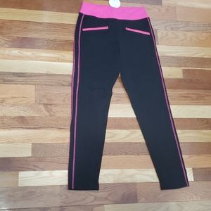Women's activewear capri leggings size S/M ,new
